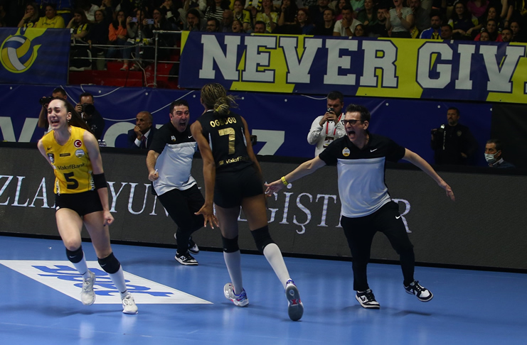 Giovanni Guidetti Chiaka Ogbogu VakifBank Istanbul