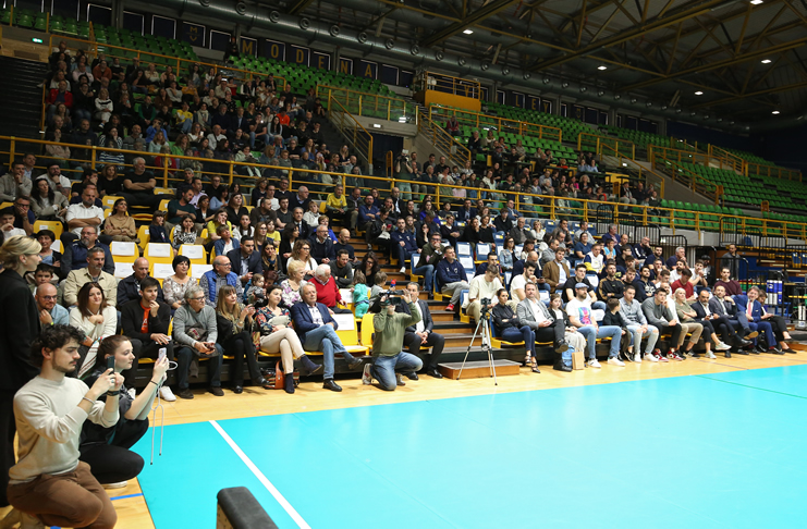 PalaPanini Modena presentazione libro Bruno