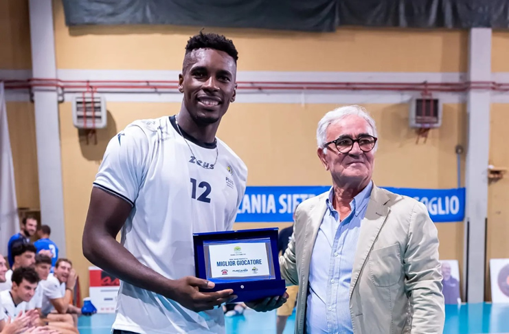 Samuel Onwuelo Plus Volleyball Sabaudia