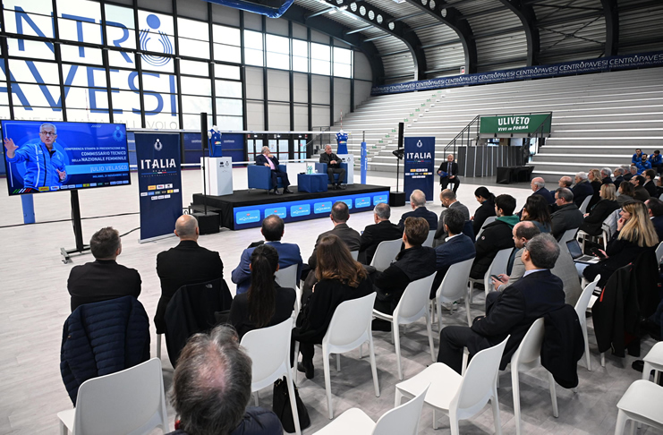 Centro Pavesi Federazione Italiana Pallavolo presentazione Velasco