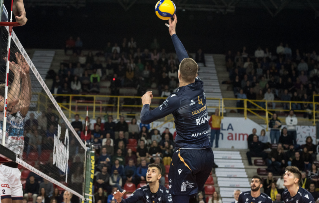 Superlega