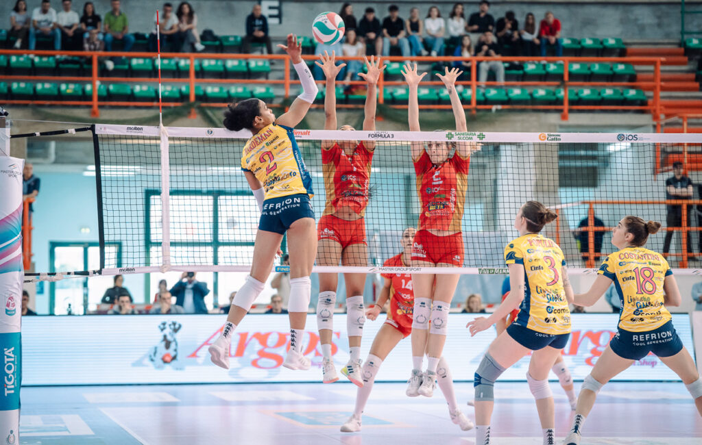Leah Hardeman Cda Volley Talmassons FVG Città di Messina