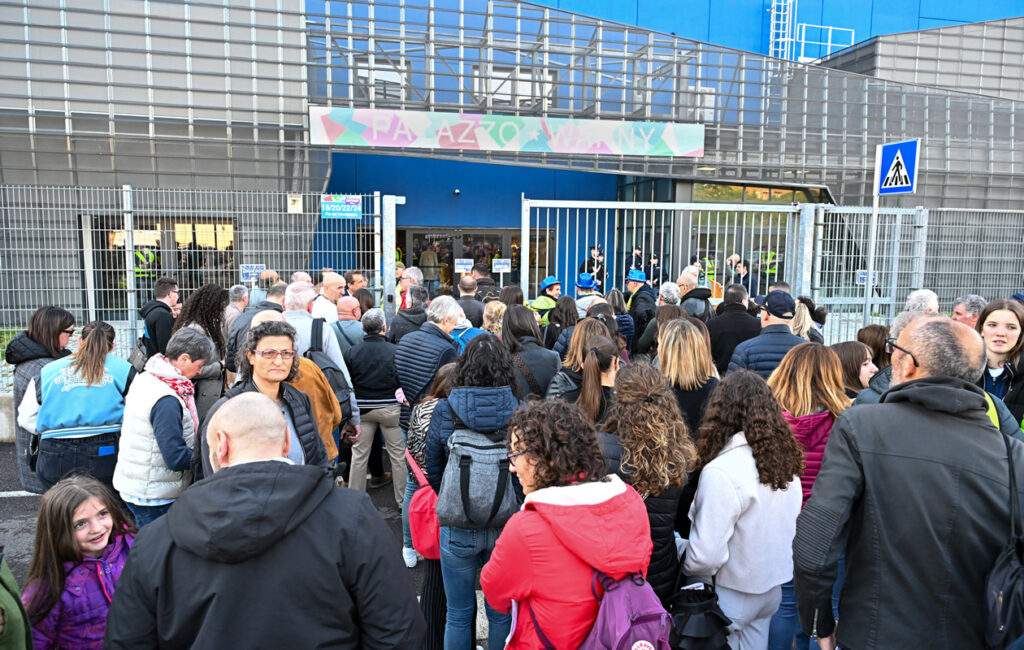 Palazzo Wanny tifosi Scandicci Finale Scudetto