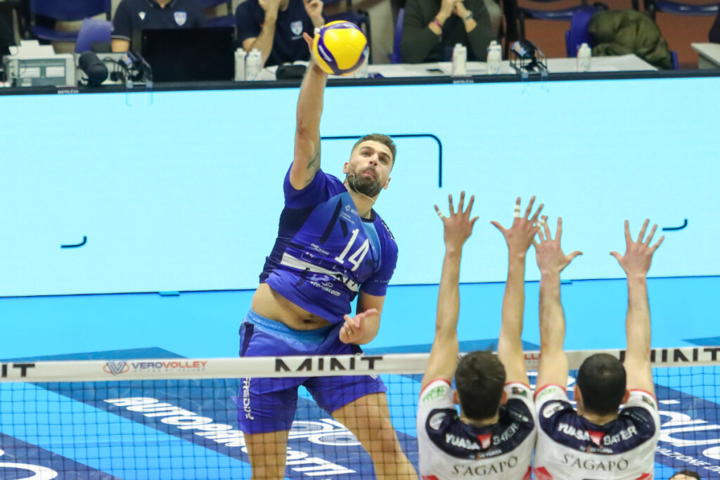 Padar Monza Superlega